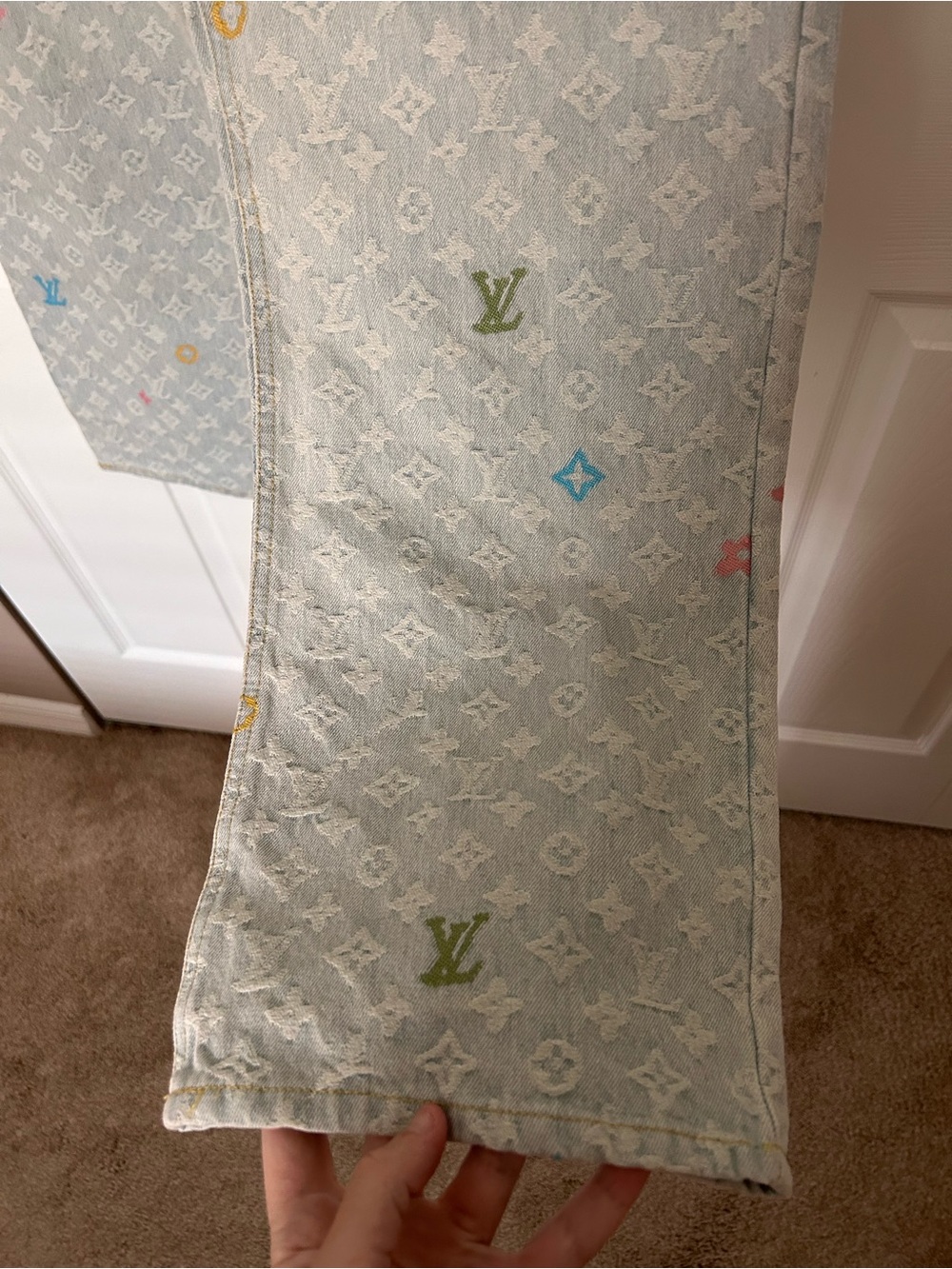 Louis Vuitton Monogram Women’s Jeans - Picture 2 of 12